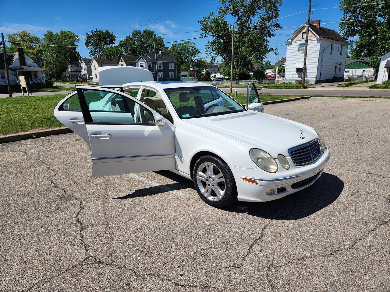 Used 2004 Mercedes-Benz E 500 Sedan image 8