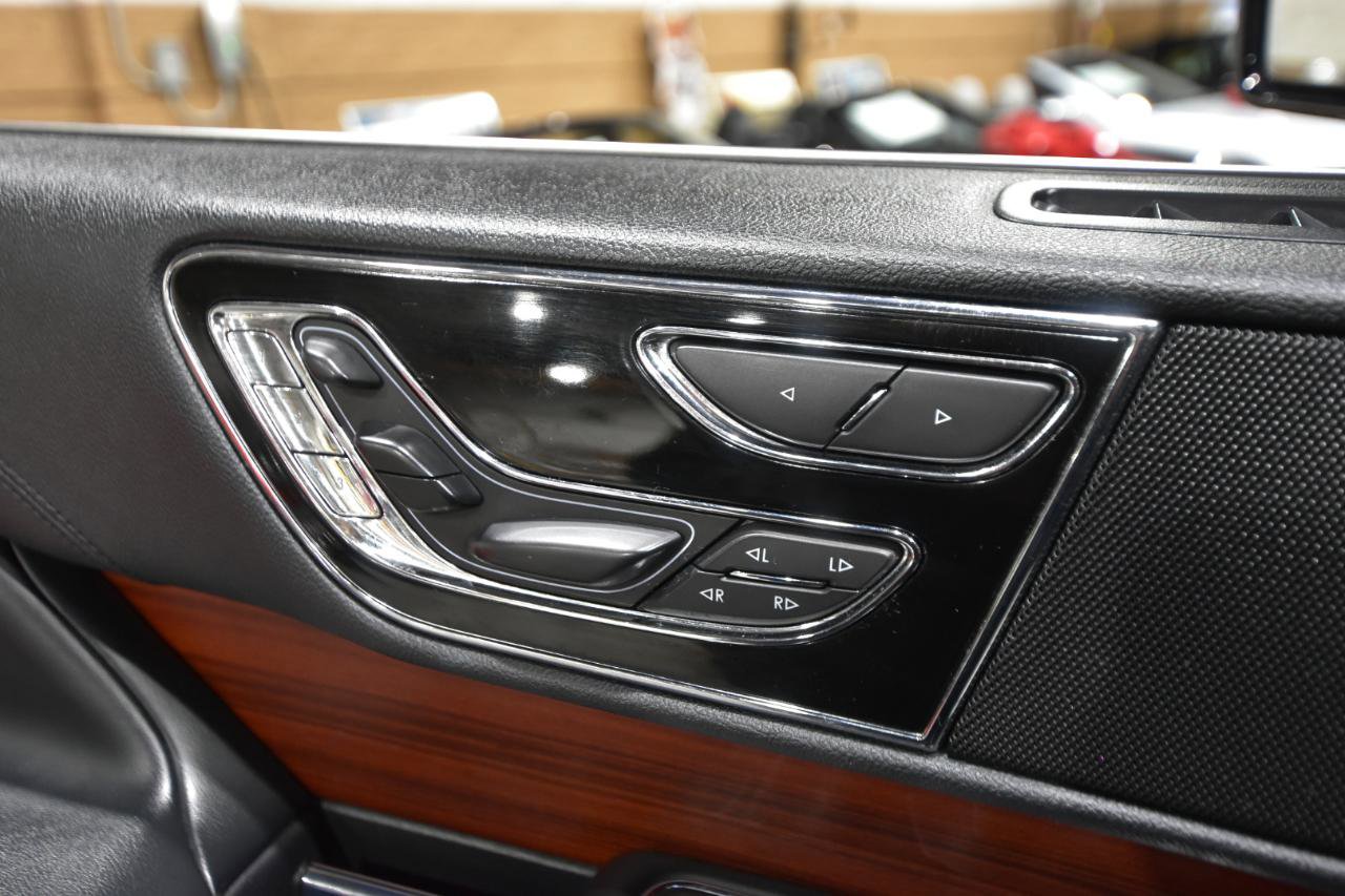 Used 2023 Lincoln Navigator Reserve AWD/4WD image 15