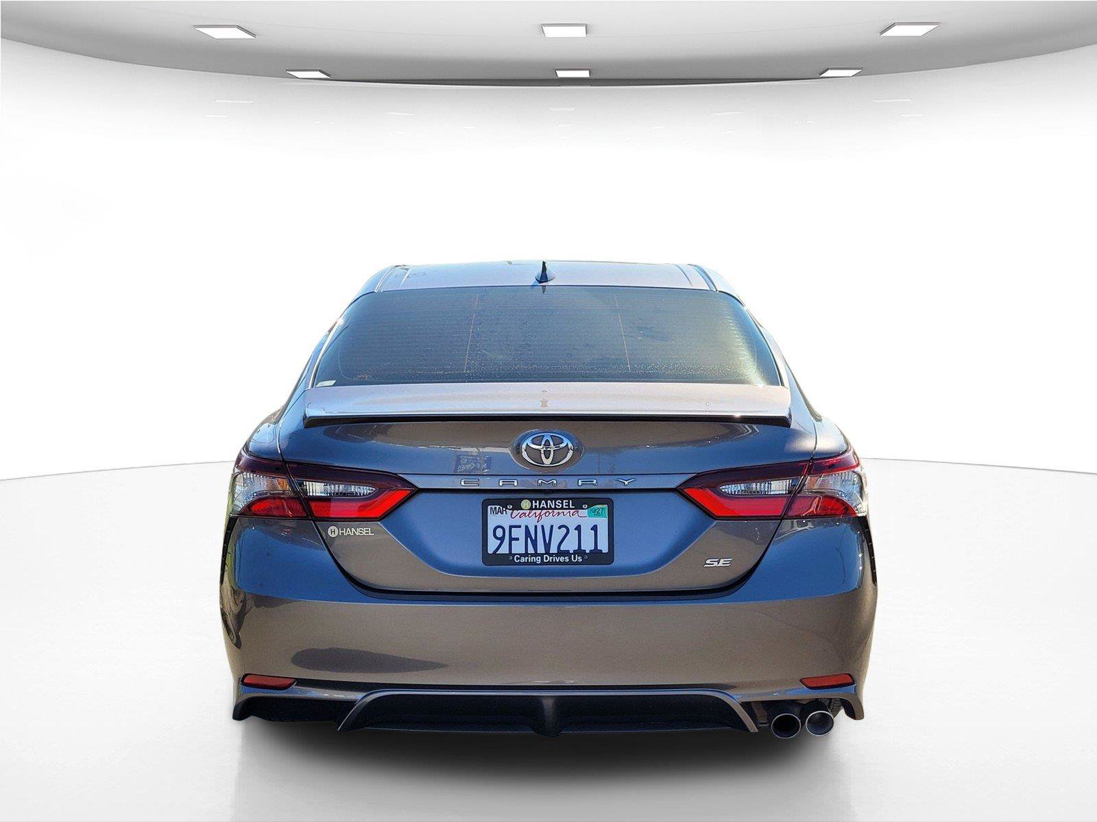 Used 2023 Toyota Camry SE FWD image 7