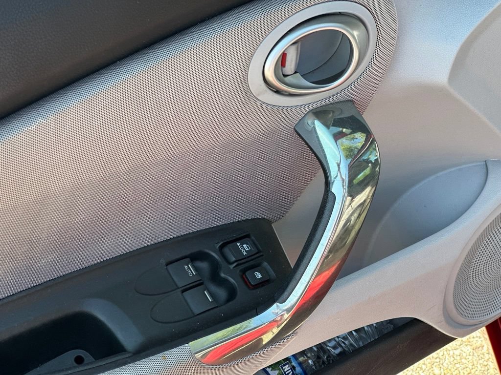 Used 2011 Honda CR-Z EX image 16