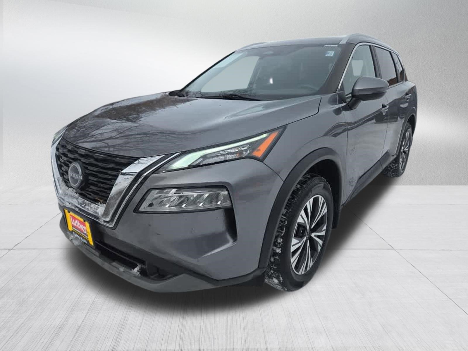 Used 2022 Nissan Rogue SV w/ SV Premium Package image 7