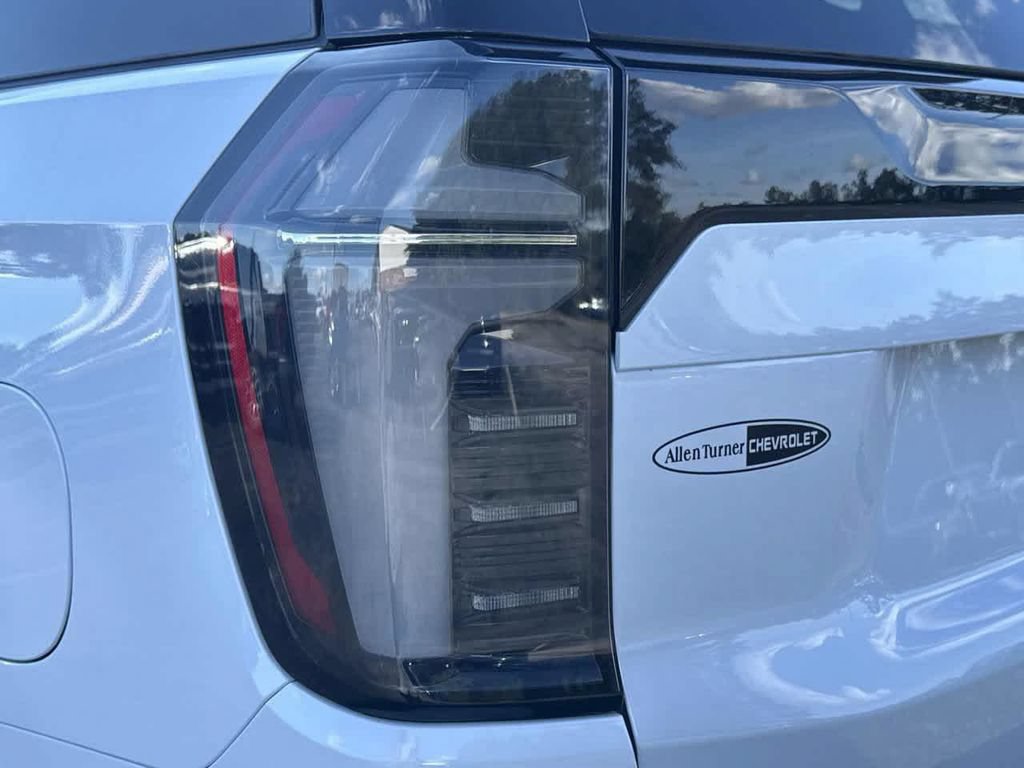 New 2026 Chevrolet Tahoe Premier AWD/4WD image 8