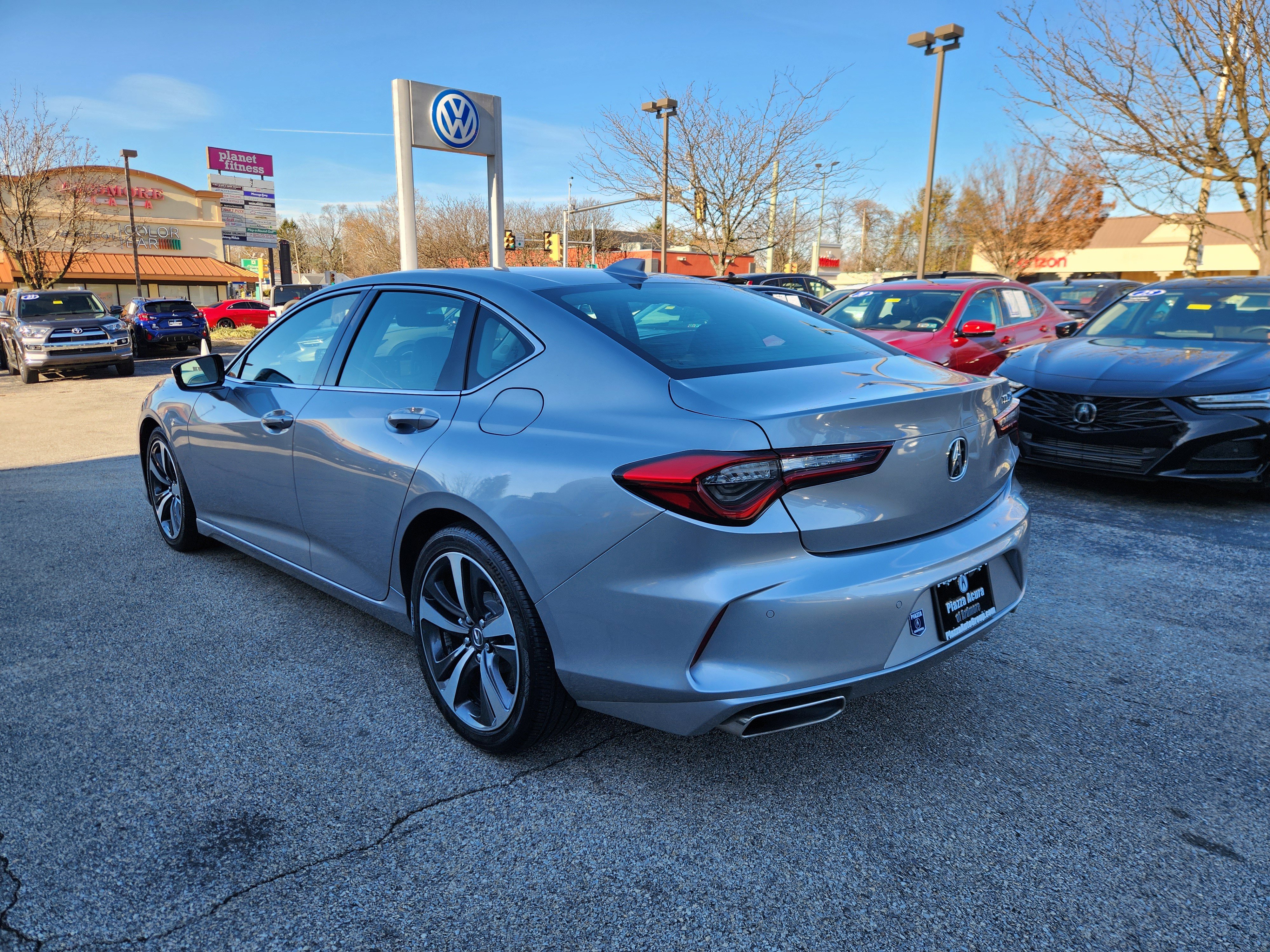 Certified 2025 Acura TLX w/ Technology Package image 3