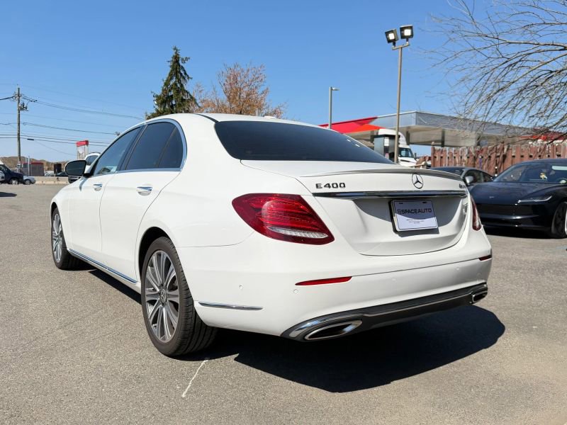 Used 2018 Mercedes-Benz E 400 4MATIC Sedan image 8