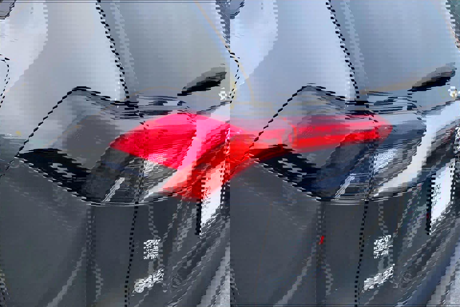 Used 2019 Toyota RAV4 Limited image 27