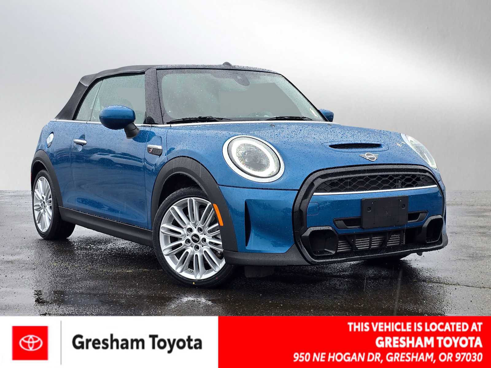 Used 2022 MINI Cooper S image 1