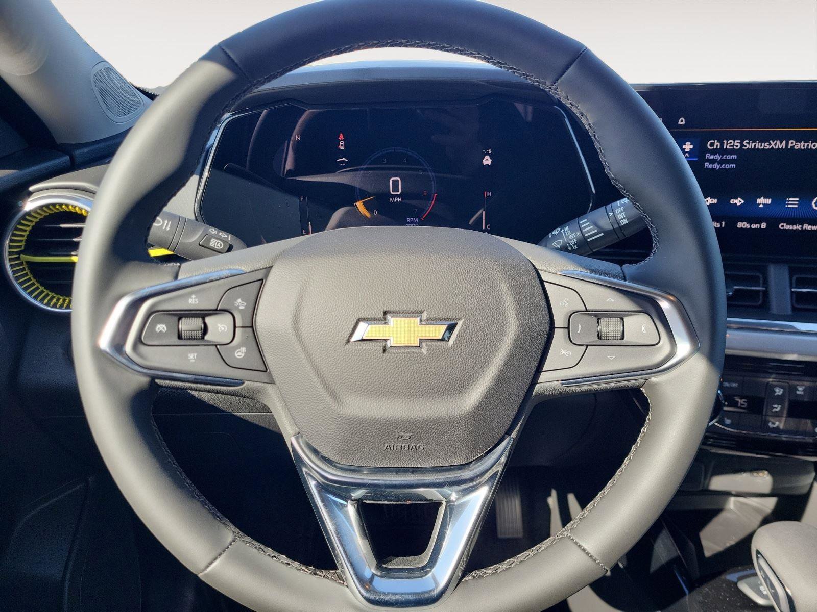 New 2026 Chevrolet Trax LT w/ Sunroof Package FWD image 16