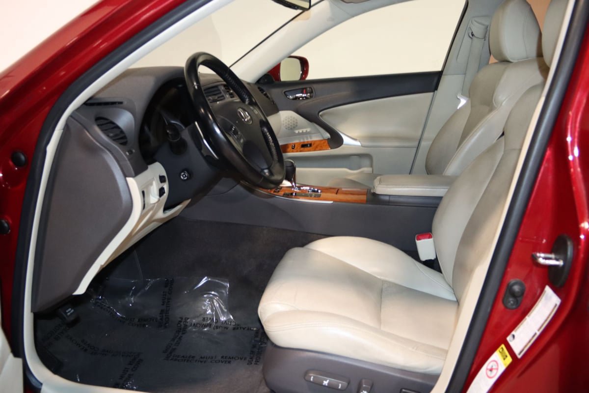 Used 2009 Lexus IS 250 AWD image 31