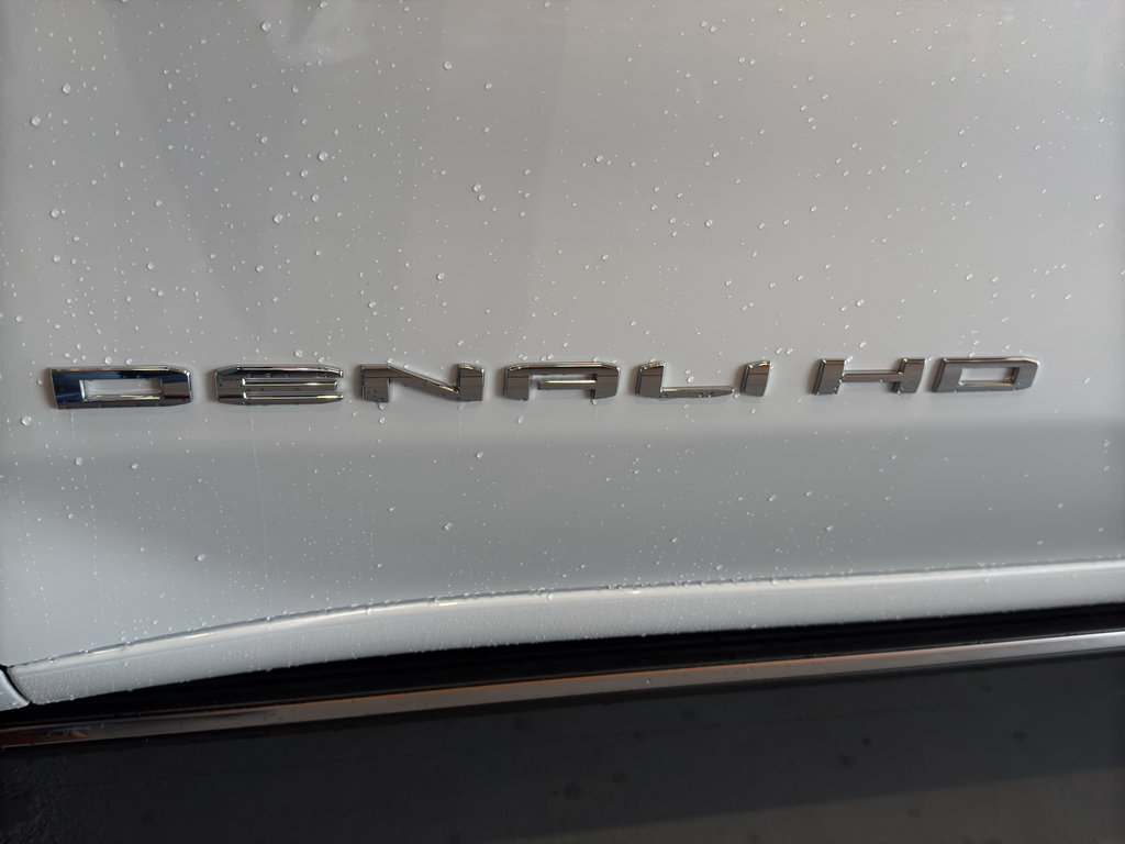 New 2026 GMC Sierra 2500 Denali Ultimate AWD/4WD image 12