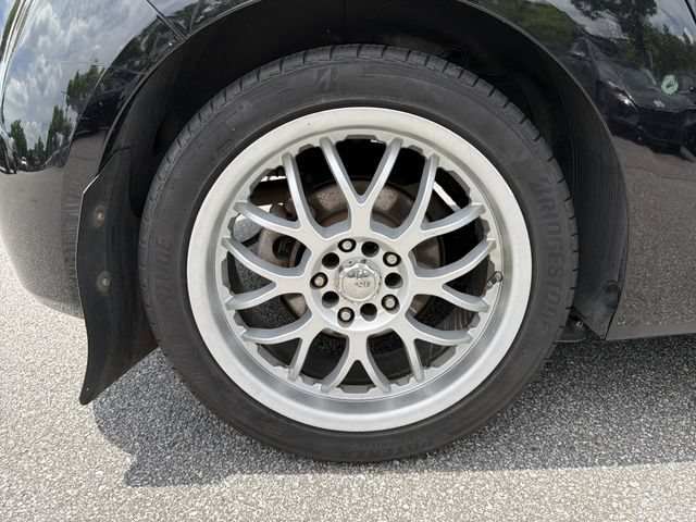 Used 2013 Hyundai Veloster FWD image 17