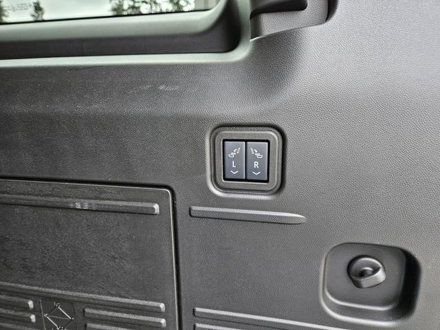 New 2026 GMC Hummer EV SUV AWD/4WD image 13