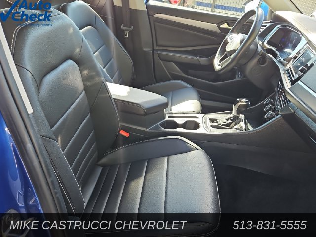 Used 2024 Volkswagen Jetta SE FWD image 27