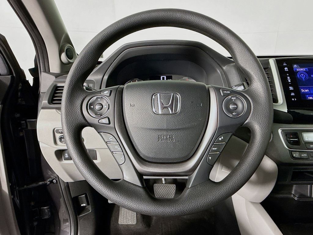 Used 2017 Honda Pilot EX image 13
