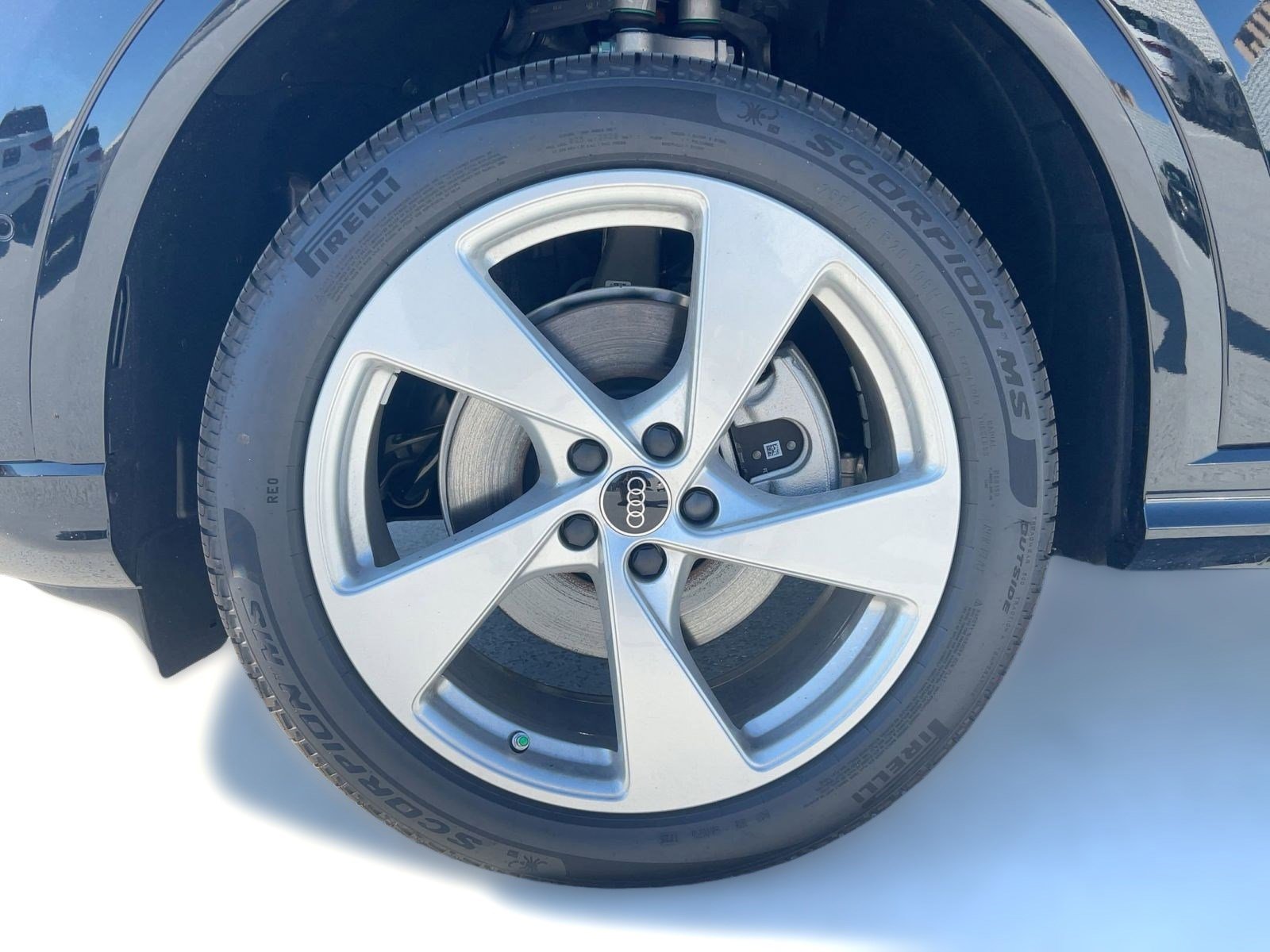 New 2025 Audi Q5 Premium AWD/4WD image 12