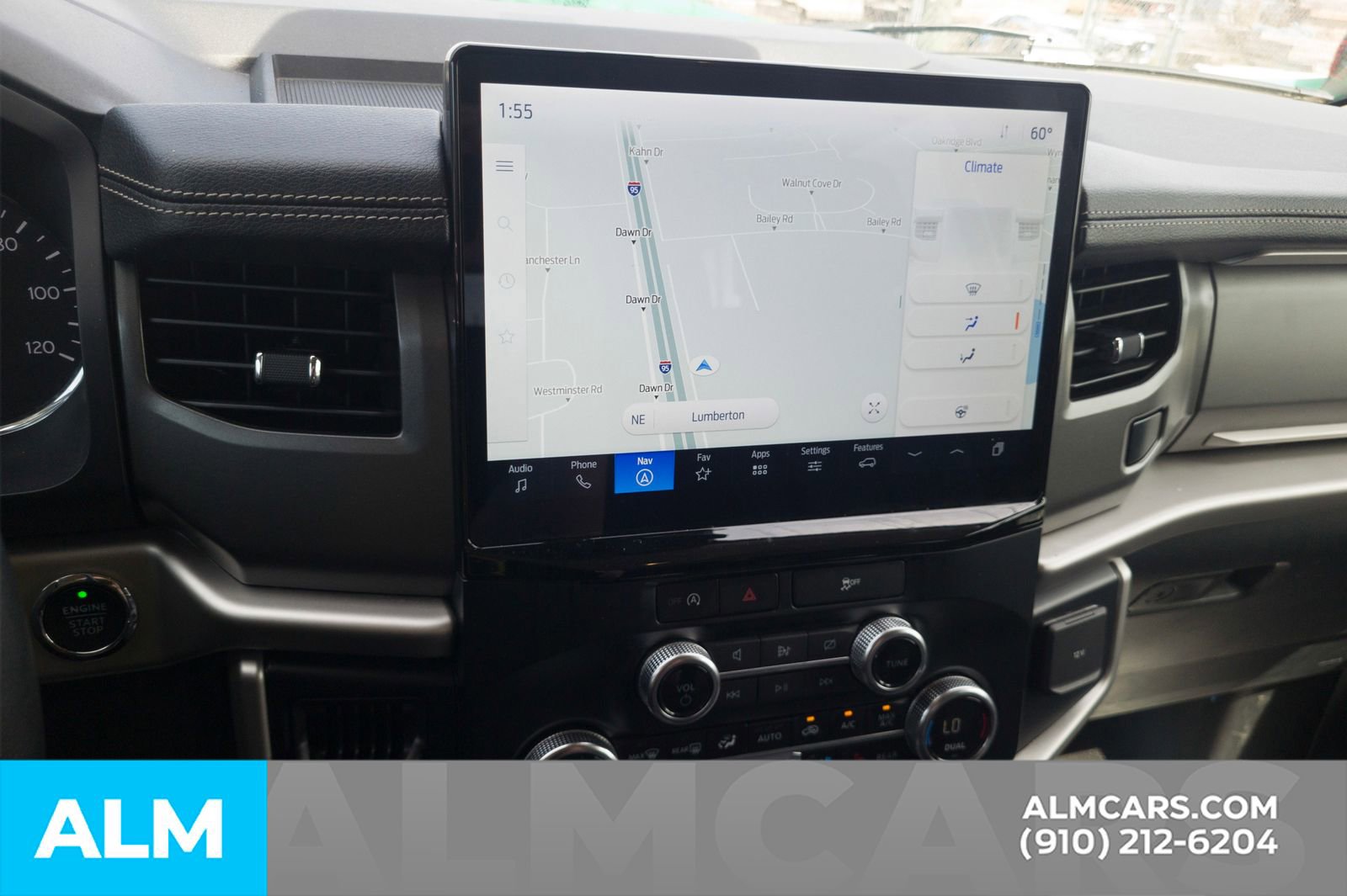 Used 2024 Ford Expedition XLT RWD image 26