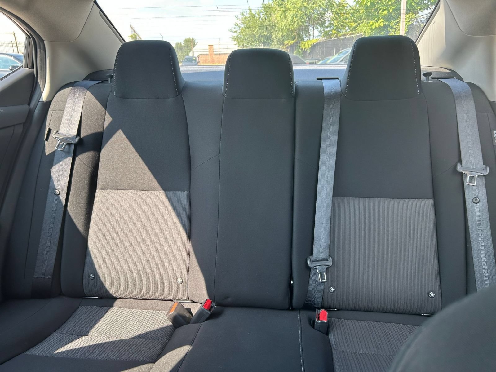 Used 2025 Nissan Sentra SV FWD image 33