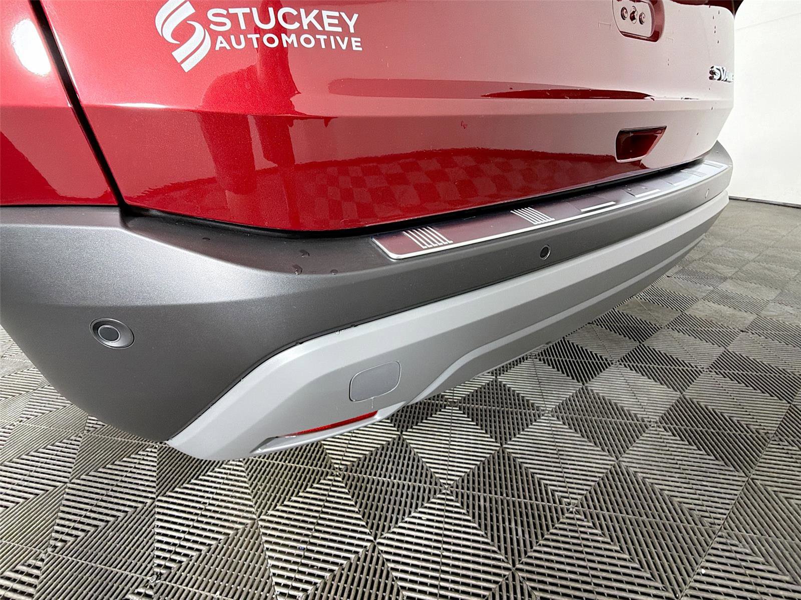 Used 2023 Nissan Rogue SV image 32