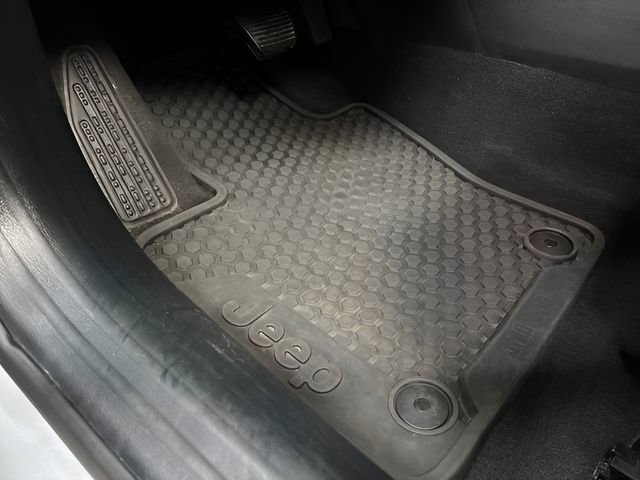 Used 2025 Jeep Compass Trailhawk w/ Trailhawk Elite Group image 35