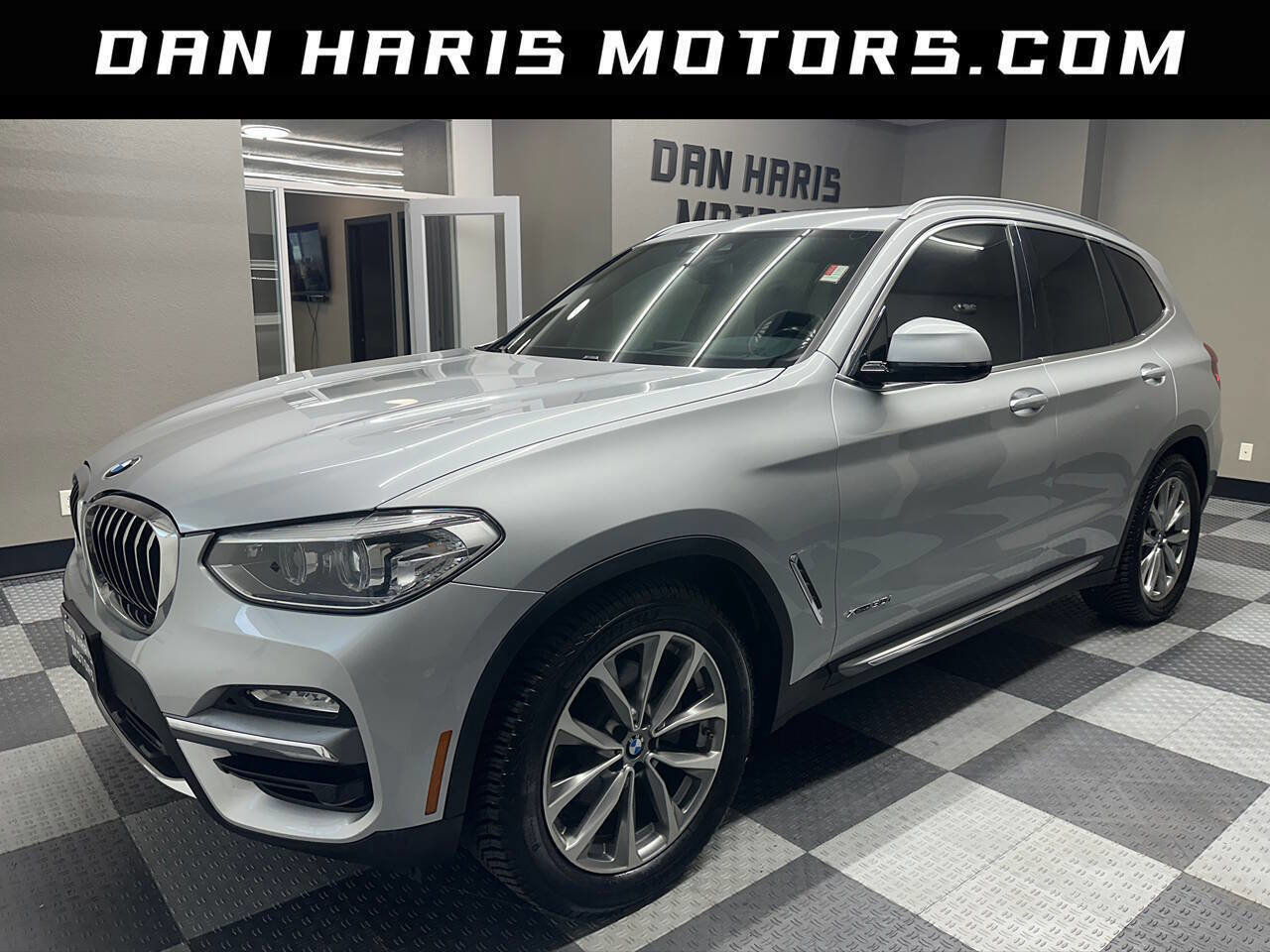 Used 2018 BMW X3 xDrive30i image 1