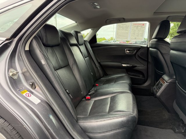 Used 2014 Toyota Avalon Limited FWD image 17