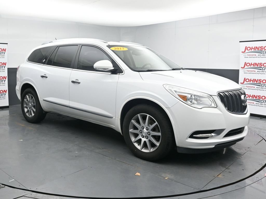 Used 2017 Buick Enclave Leather FWD image 2