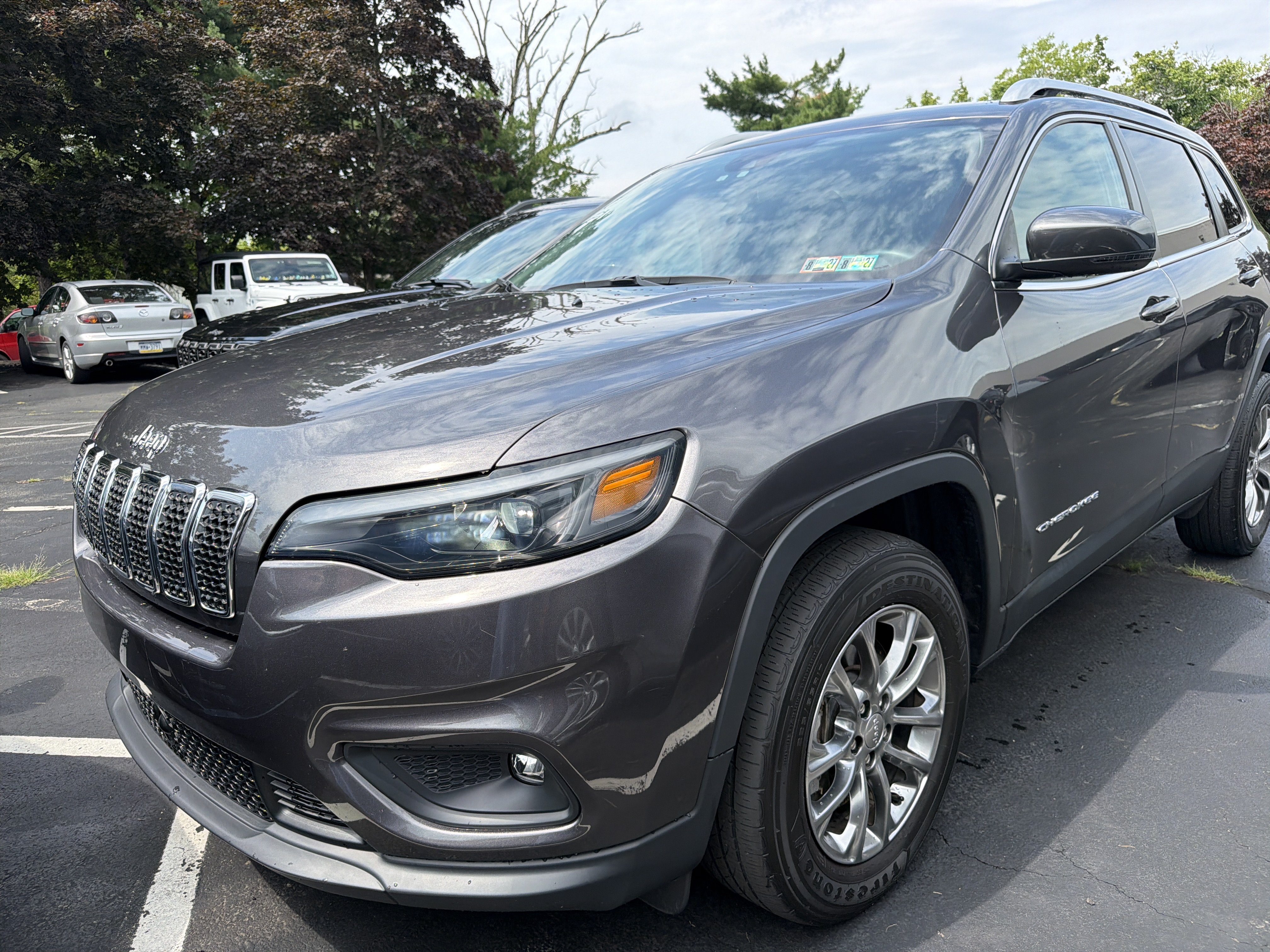 Certified 2020 Jeep Cherokee Latitude Lux w/ Quick Order Package 26H Lux AWD/4WD image 3
