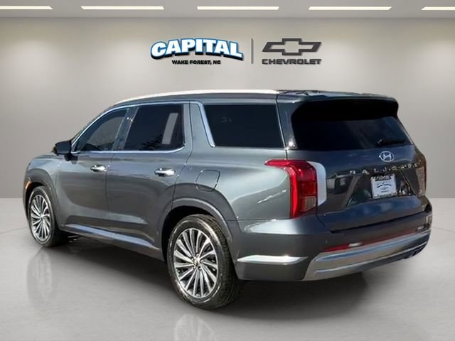 Used 2024 Hyundai Palisade Calligraphy image 3