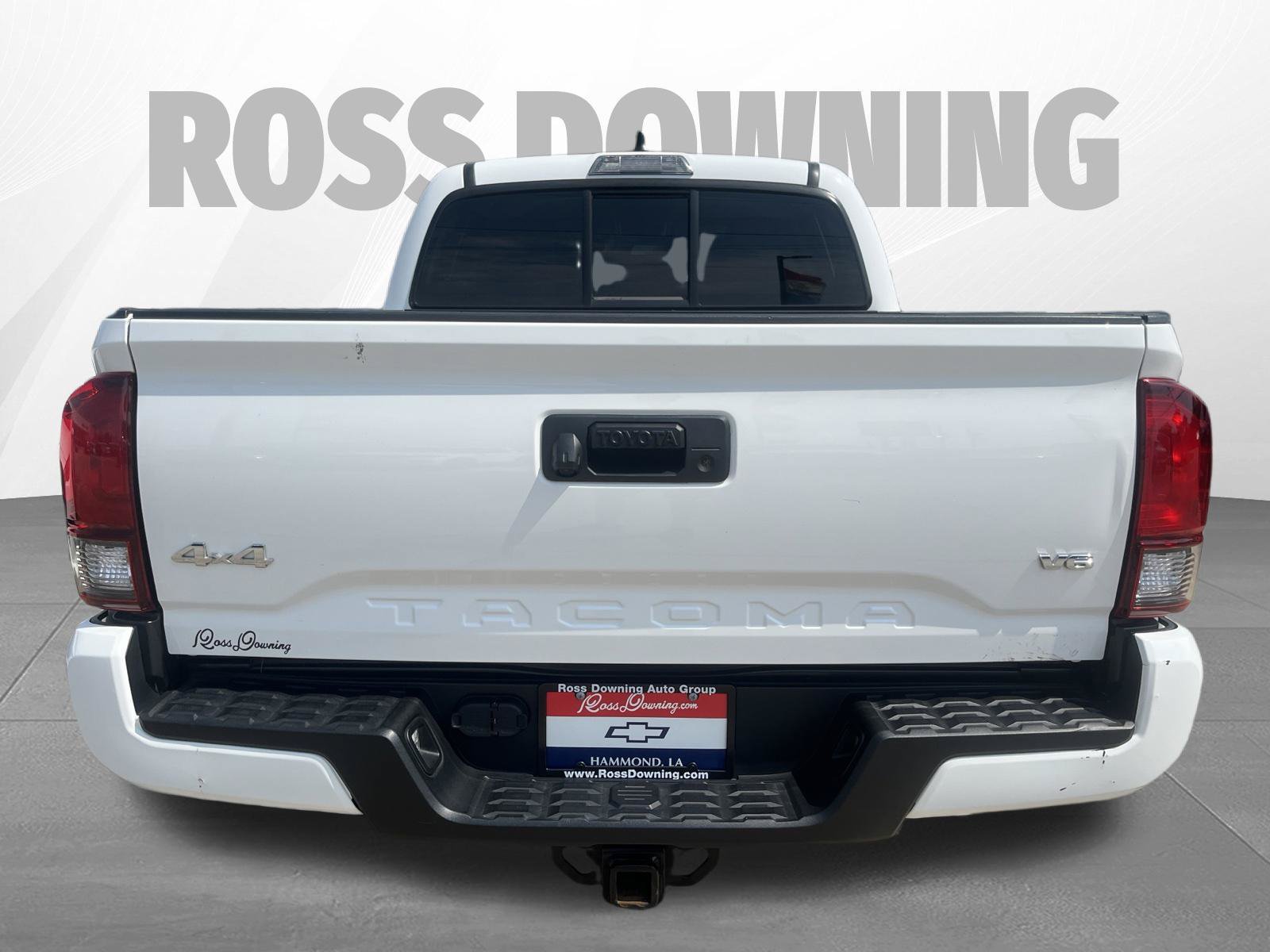 Used 2023 Toyota Tacoma SR AWD/4WD image 5