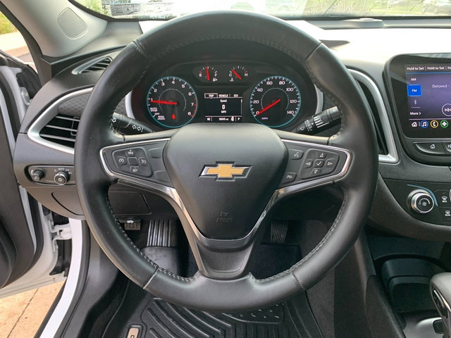 Used 2021 Chevrolet Malibu RS FWD image 21