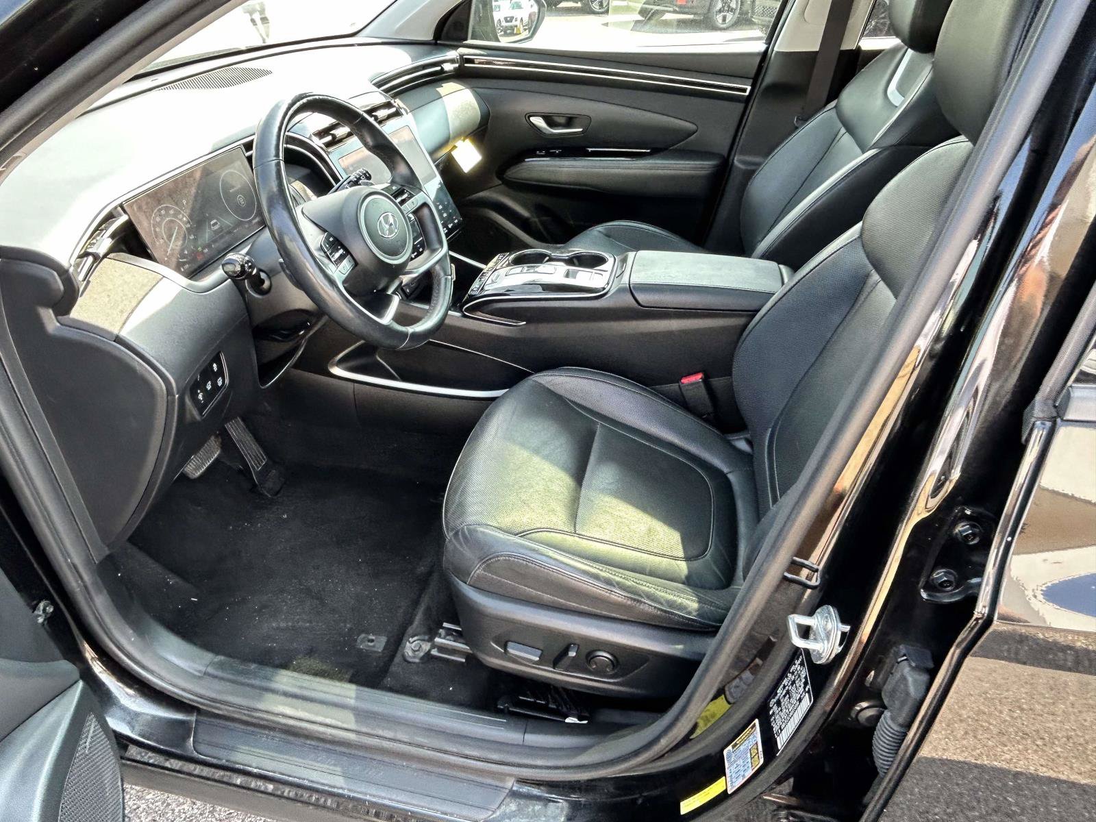 Used 2022 Hyundai Tucson Limited AWD/4WD image 11