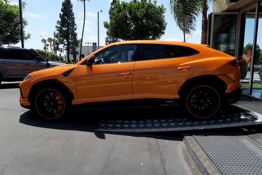 Used 2024 Lamborghini Urus S AWD/4WD image 46