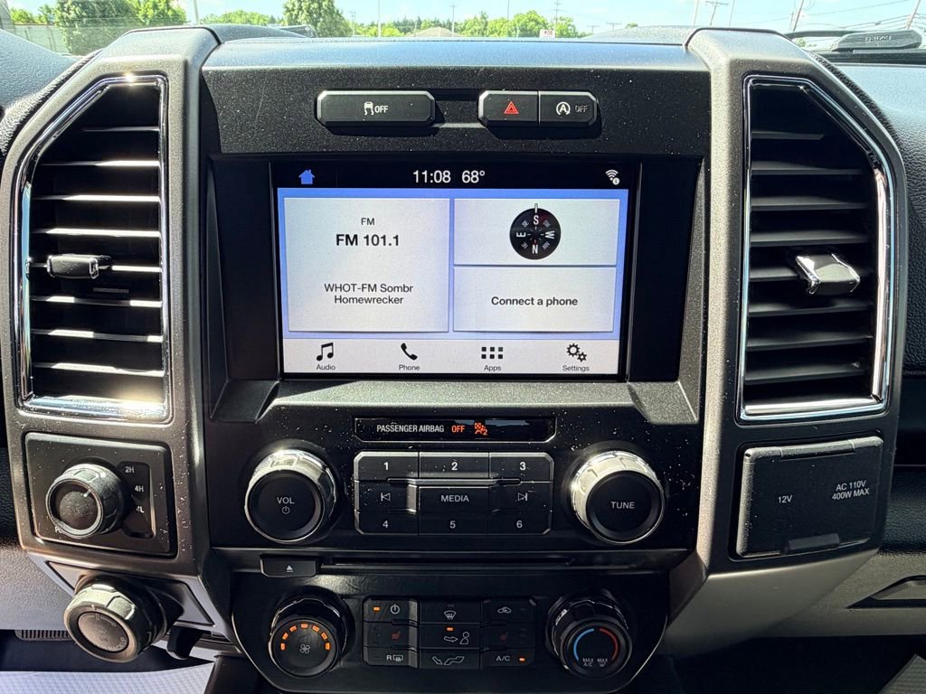 Used 2016 Ford F150 XLT w/ Equipment Group 302A Luxury AWD/4WD image 15