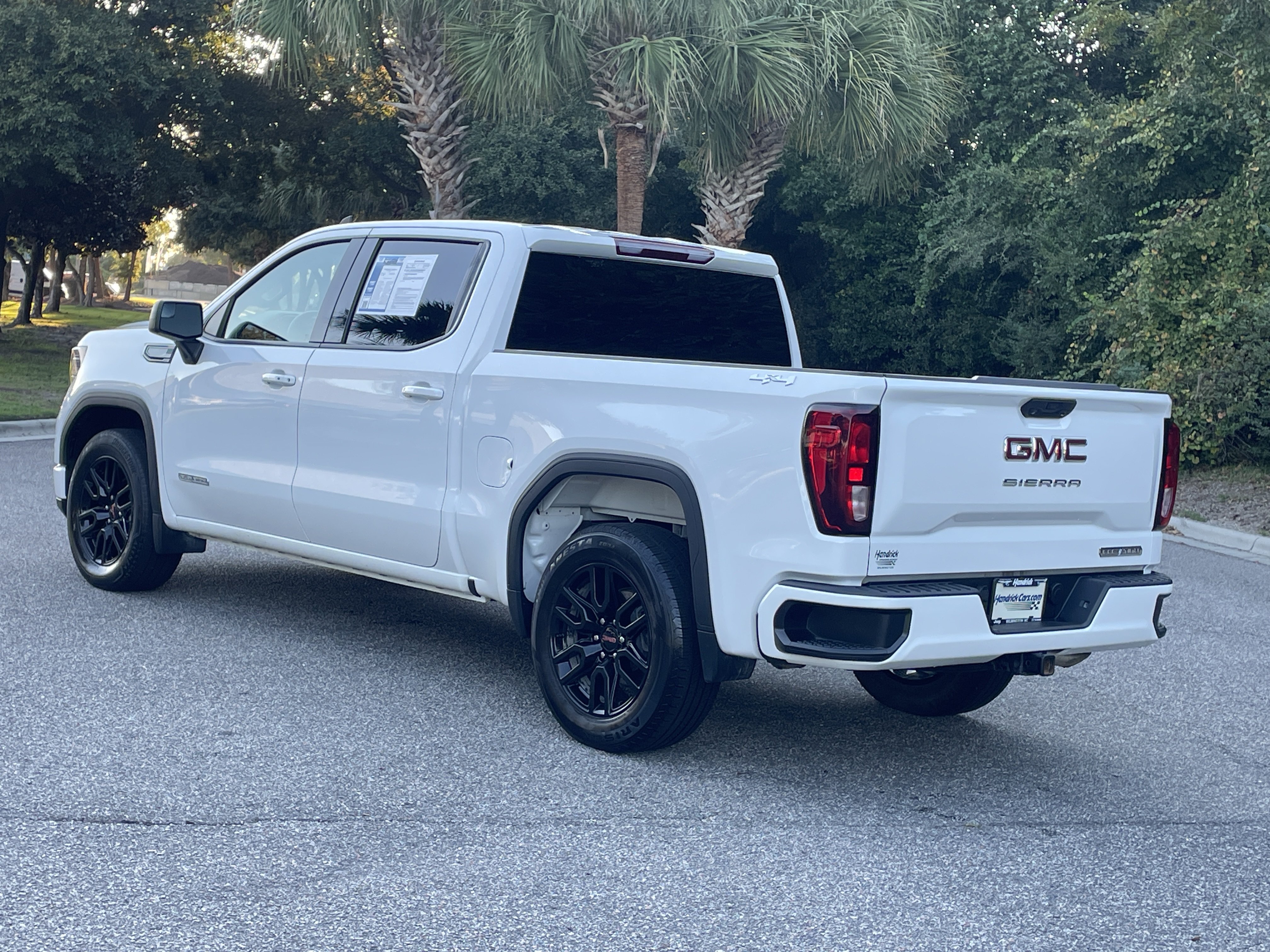 Used 2024 GMC Sierra 1500 Elevation AWD/4WD image 7