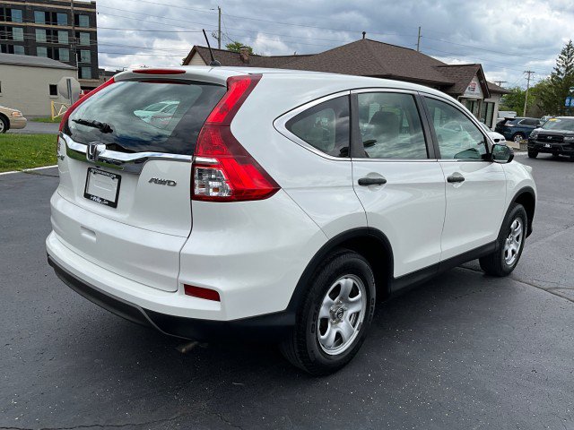 Used 2015 Honda CR-V LX image 5