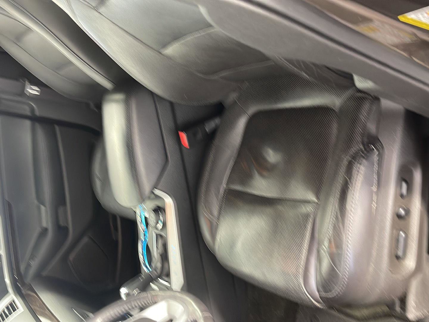 Used 2015 Ford Explorer Limited w/ Equipment Group 302A image 13