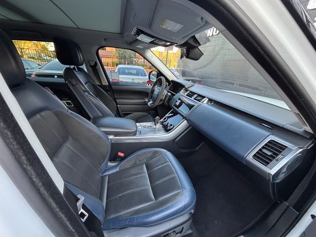 Used 2020 Land Rover Range Rover Sport HST AWD/4WD image 41