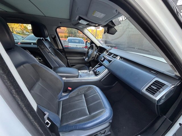Used 2020 Land Rover Range Rover Sport HST AWD/4WD image 41