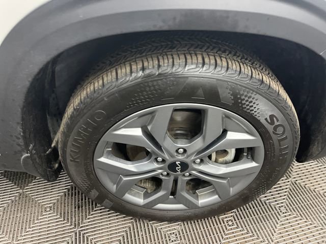 Certified 2024 Kia Seltos S image 32