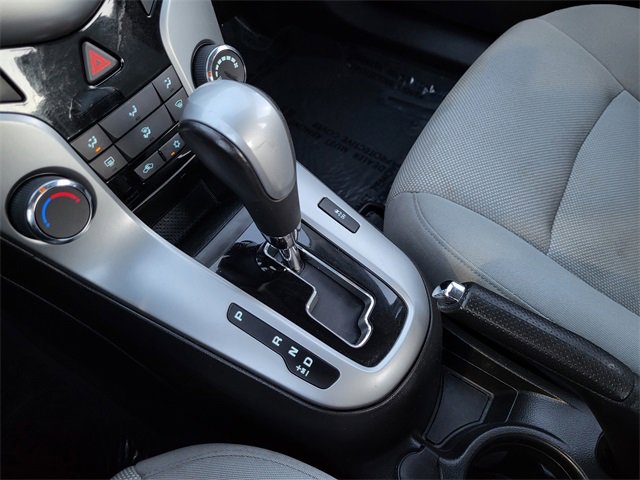 Used 2014 Chevrolet Cruze LT image 14