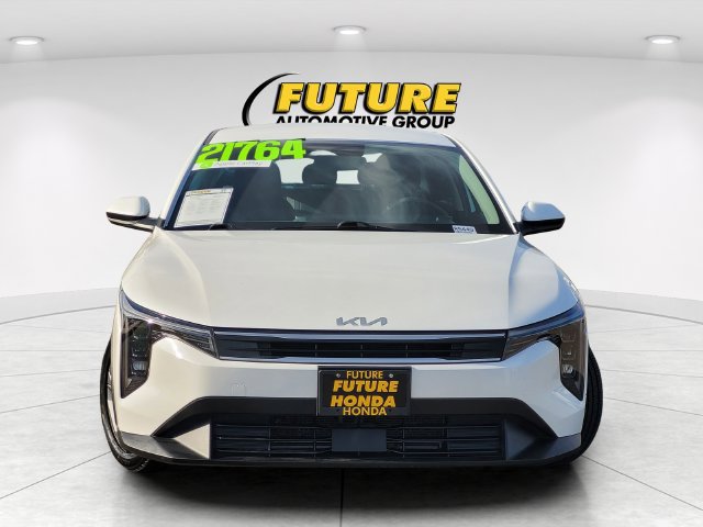 Used 2025 Kia K4 FWD image 2