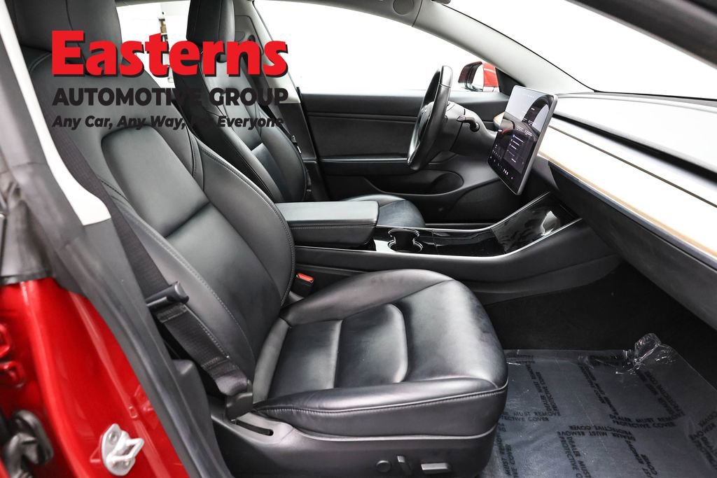 Used 2019 Tesla Model 3 Standard Range image 21