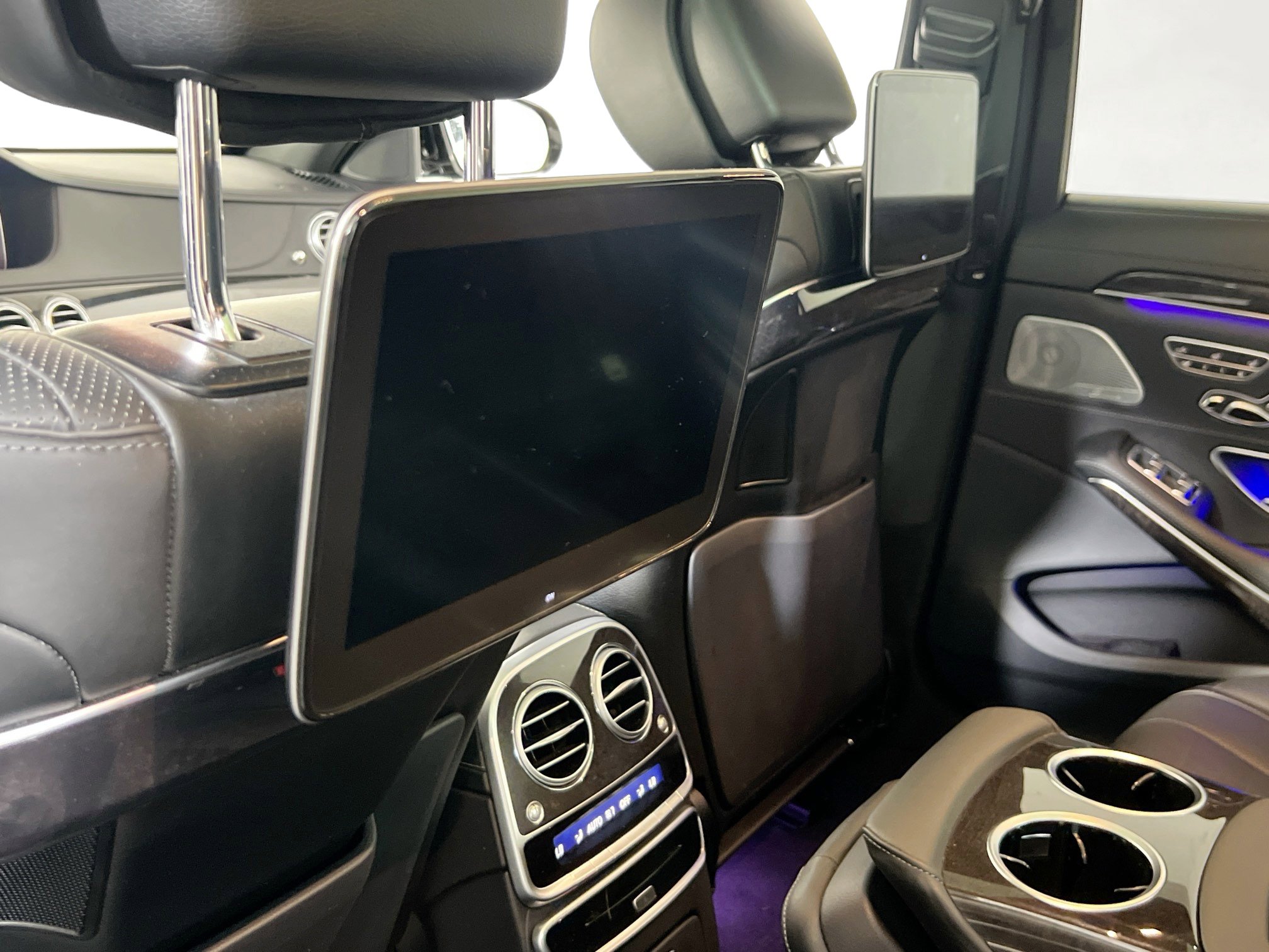 Used 2018 Mercedes-Benz S 560 S 560 image 27