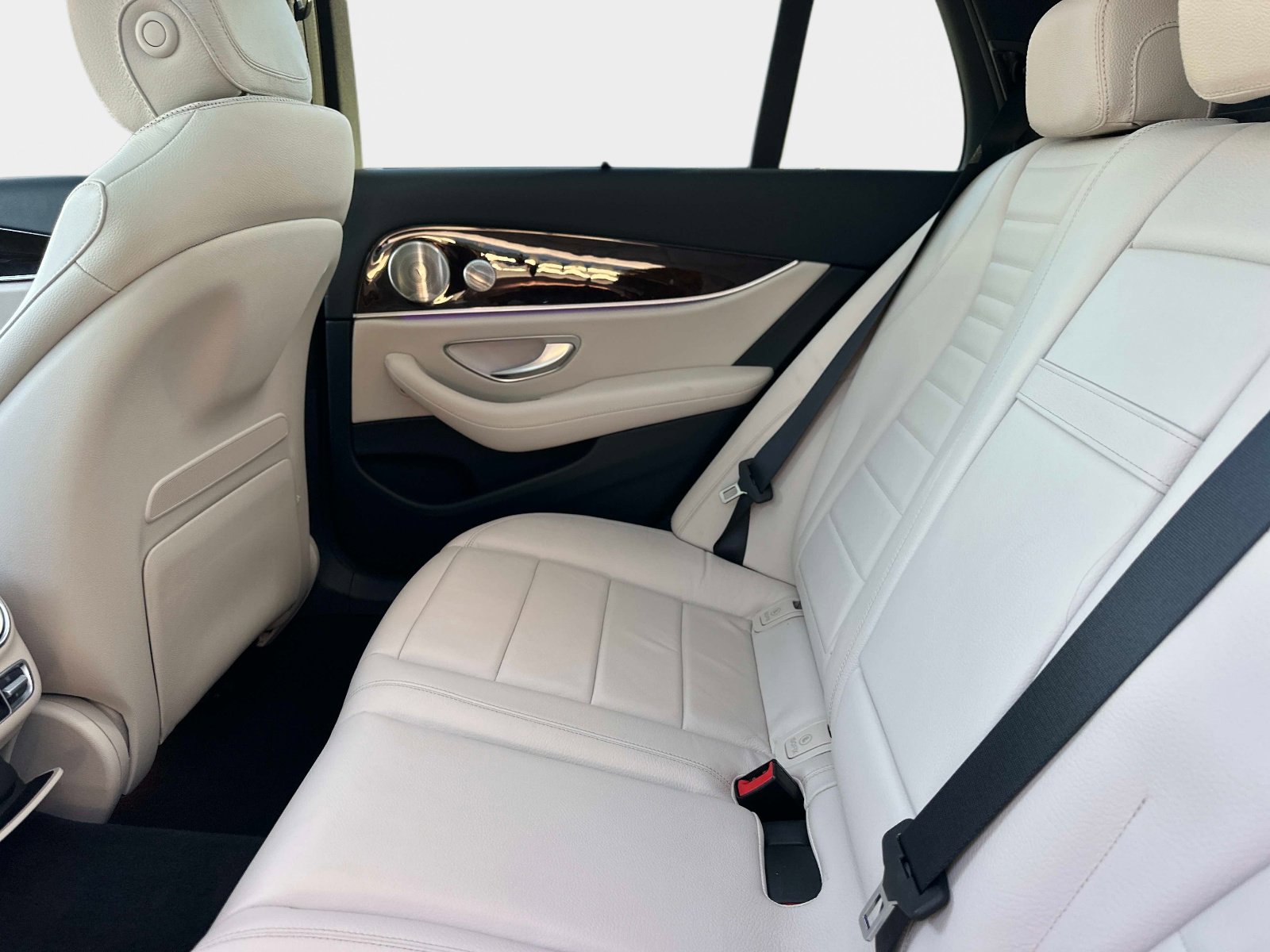 Certified 2021 Mercedes-Benz E 450 4MATIC All-Terrain Wagon image 14