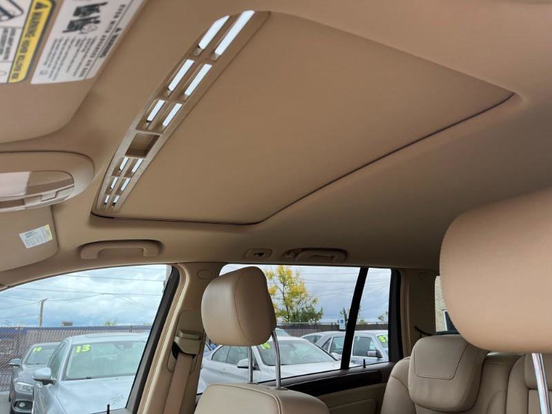 Used 2011 Mercedes-Benz GL 450 4MATIC image 38