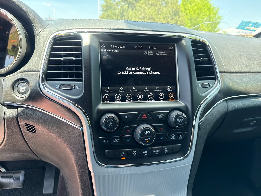Used 2018 Jeep Grand Cherokee Limited AWD/4WD image 17