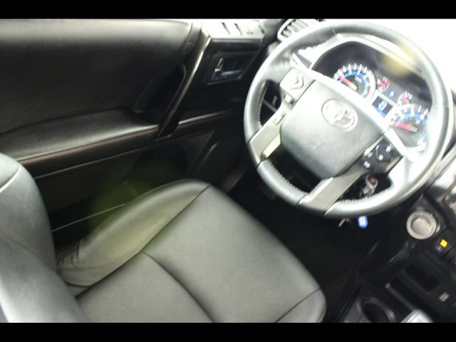 Used 2016 Toyota 4Runner Trail Premium AWD/4WD image 17