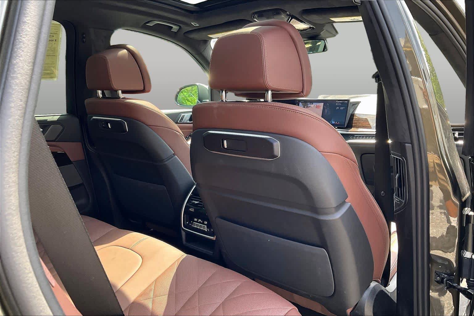 Used 2026 BMW X5 xDrive40i w/ Climate Comfort Package AWD/4WD image 20