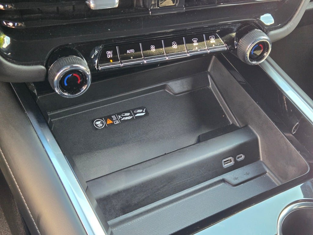 Certified 2025 Chevrolet Tahoe LT AWD/4WD image 31