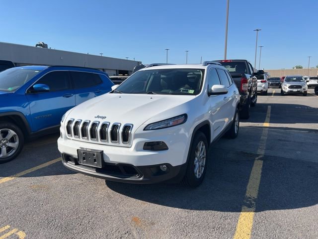 Used 2018 Jeep Cherokee Latitude Plus w/ Cold Weather Group