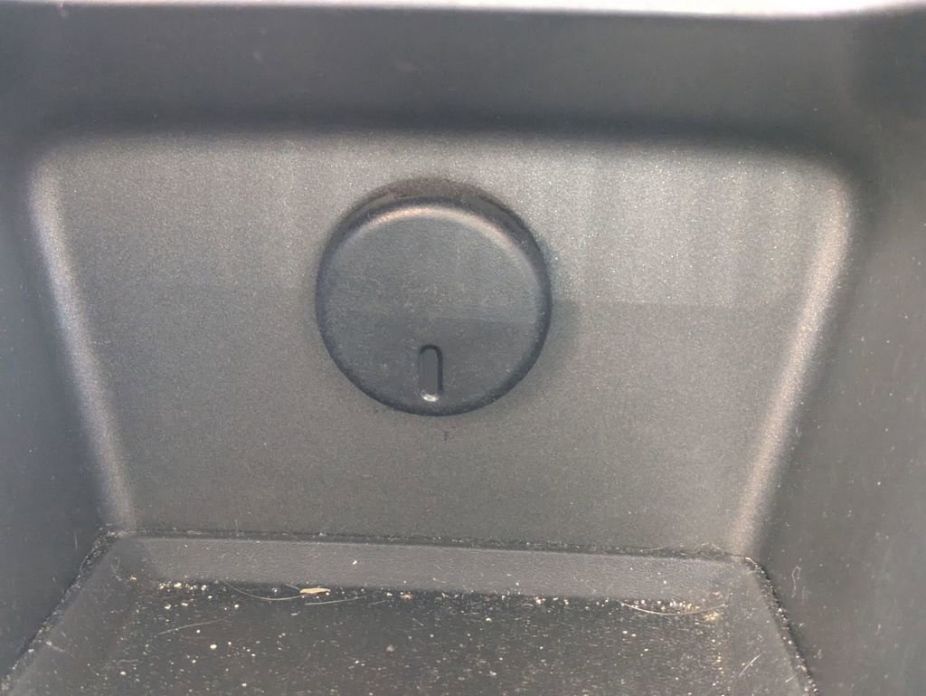 Used 2015 Chevrolet Equinox LT w/ Driver Convenience Package image 24